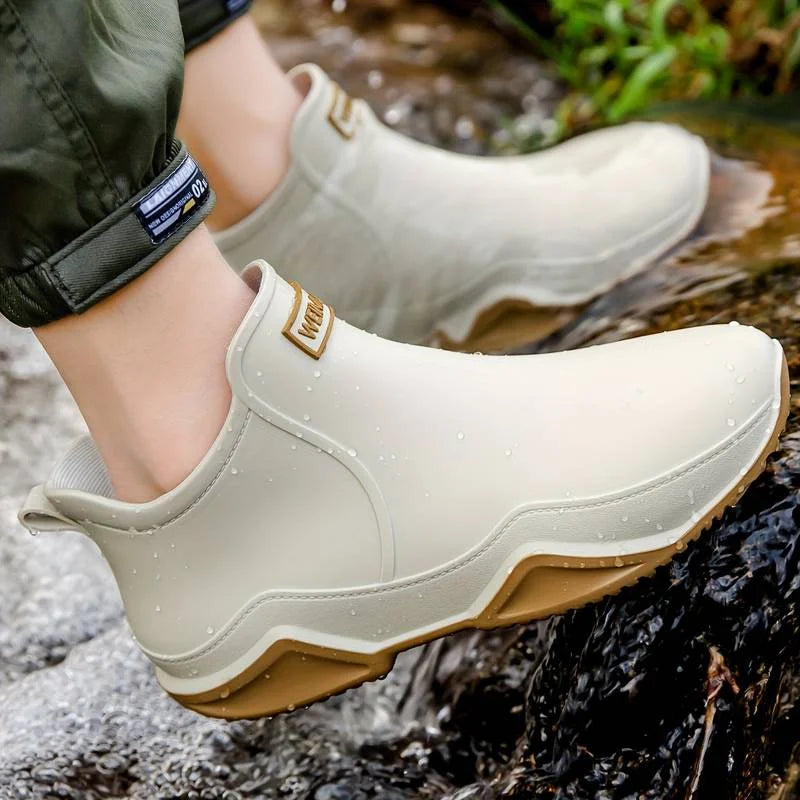 Women's Comfort Boots – Pull-On Tab And Contrast Sole