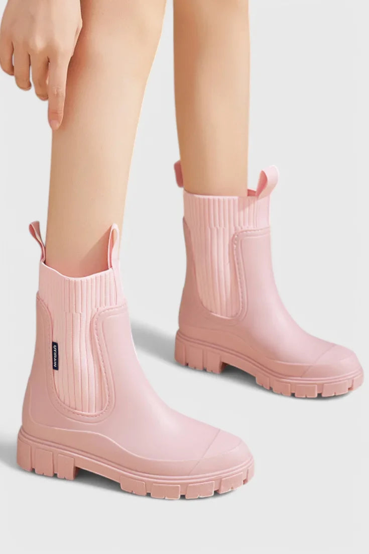 Women's Rubber Chelsea Boots – Ribbed Knit Cuffs And Lug Sole