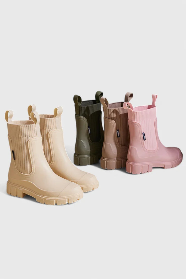 Women's Rubber Chelsea Boots – Ribbed Knit Cuffs And Lug Sole