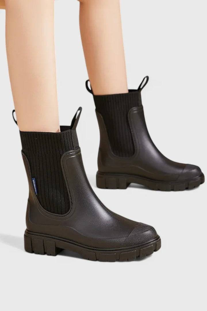 Women's Rubber Chelsea Boots – Ribbed Knit Cuffs And Lug Sole