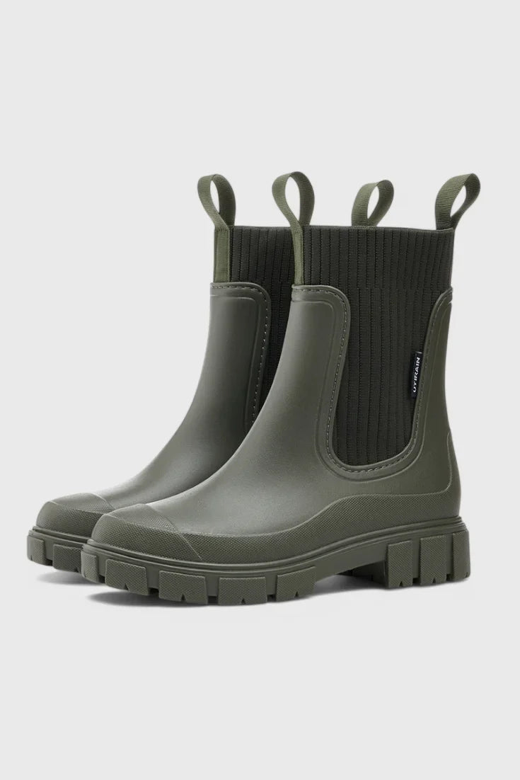 Women's Rubber Chelsea Boots – Ribbed Knit Cuffs And Lug Sole