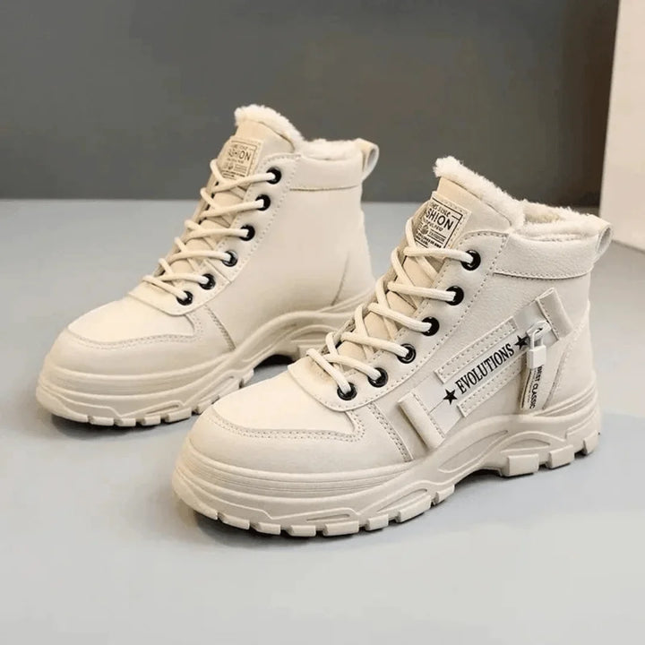 Women's Winter Faux Fur-Lined Lace-Up Ankle Boots – Chunky Sole